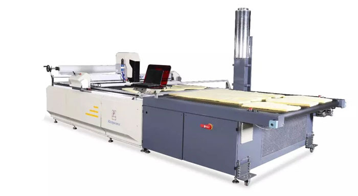 k8凯发国际全自动6公分电脑裁床