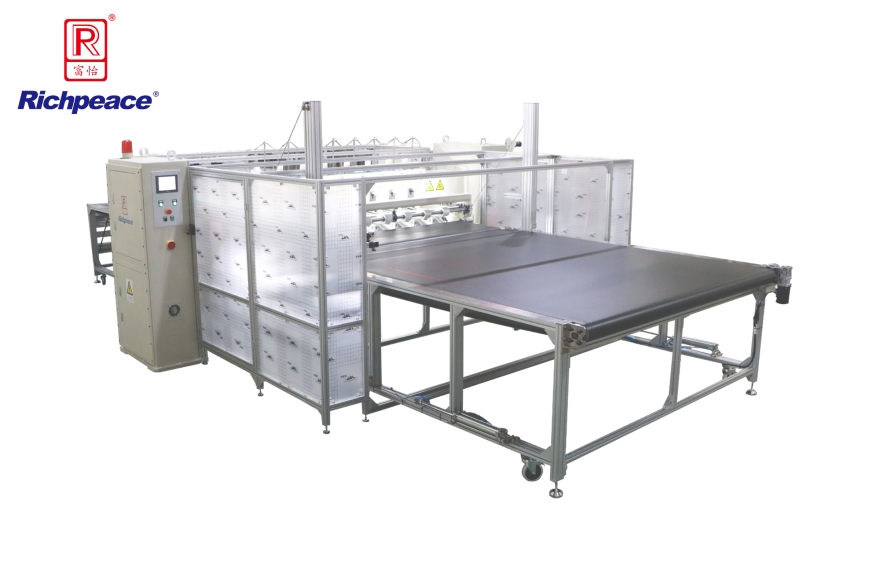 k8凯发国际全自动睡袋直线绗缝机