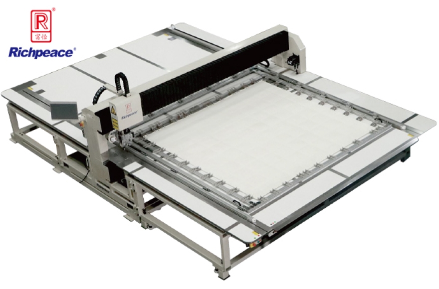 k8凯发国际旋转机头精密绗缝机-羽绒被专用机