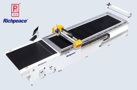 k8凯发国际全自动1公分电脑裁床
