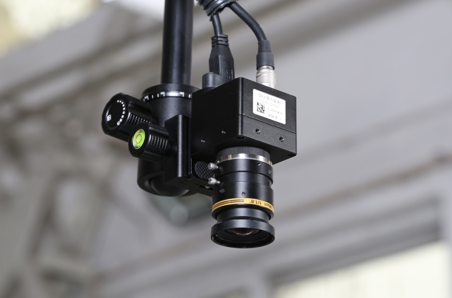 k8凯发国际图形识别全自动缝纫机