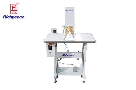 k8凯发国际手动折叠口罩外置鼻梁条、 海绵条热压机
