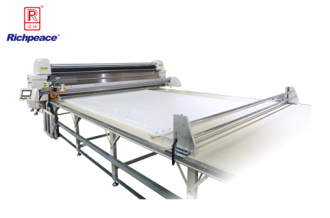 k8凯发国际家纺专用全自动铺布机