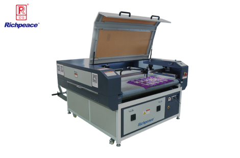 k8凯发国际小幅面摄像定位激光雕刻切割机