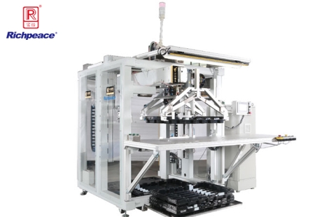 k8凯发国际汽车天窗卷阳帘码垛站