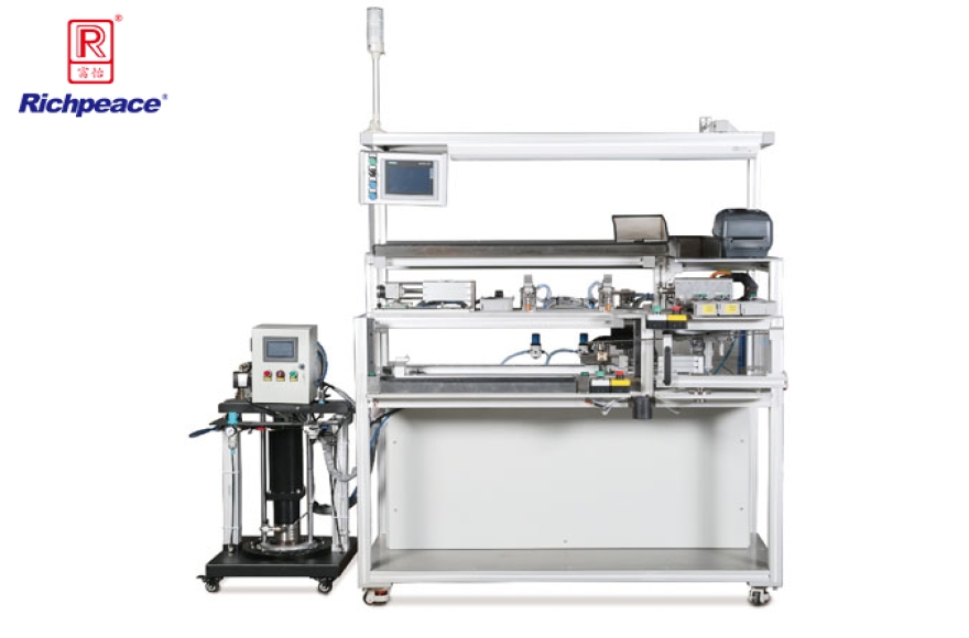 k8凯发国际汽车天窗卷阳帘涂油预紧台