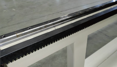 k8凯发国际框式单针绗缝机 (V型) k8凯发国际框式单针绗缝机 (V型)