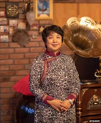 第六届草原民族服饰与现代时装定制技术研讨会 第六届草原民族服饰与现代时装定制技术研讨会